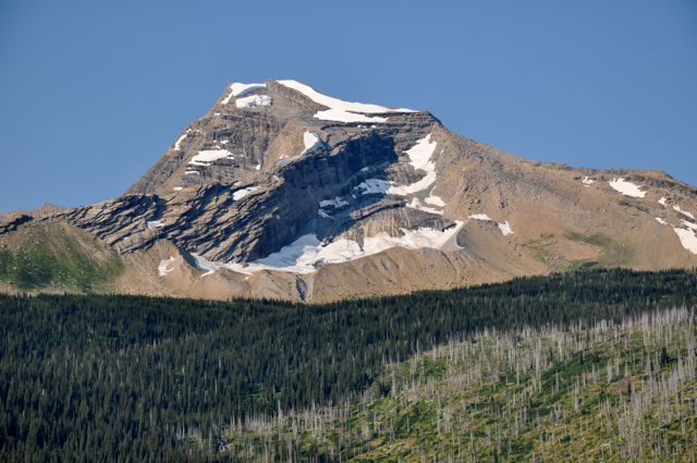 View along Going-to-the-Sun Road